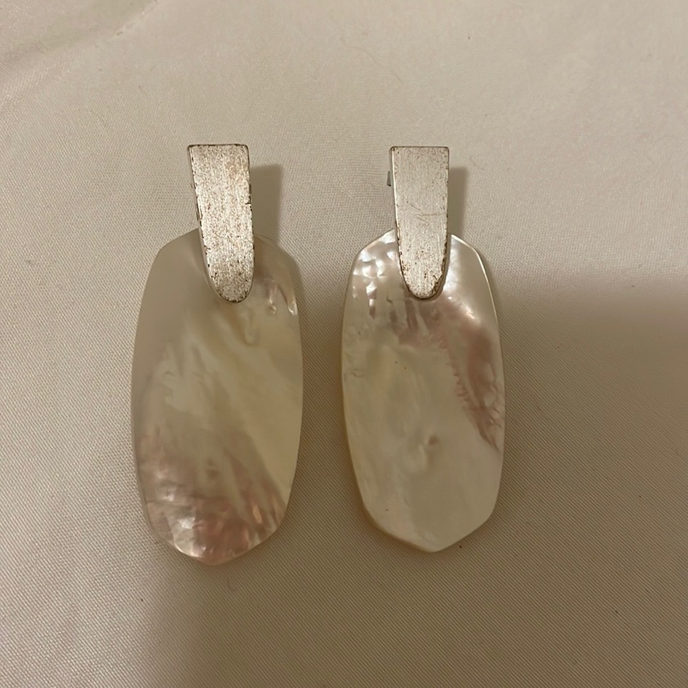 Kendra Scott Silver and Pearl Aragon Drop Earrings